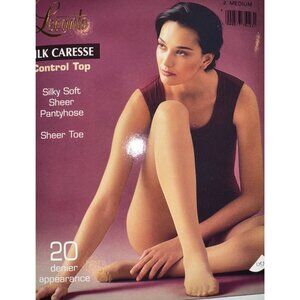 Levante Silk Caresse Control Top Silky Sheer Pantyhose Color: GRIS Size: Medium